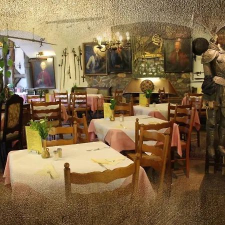 Burg-hotel & 3*